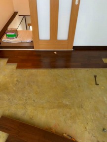 床の貼り替え　施工前